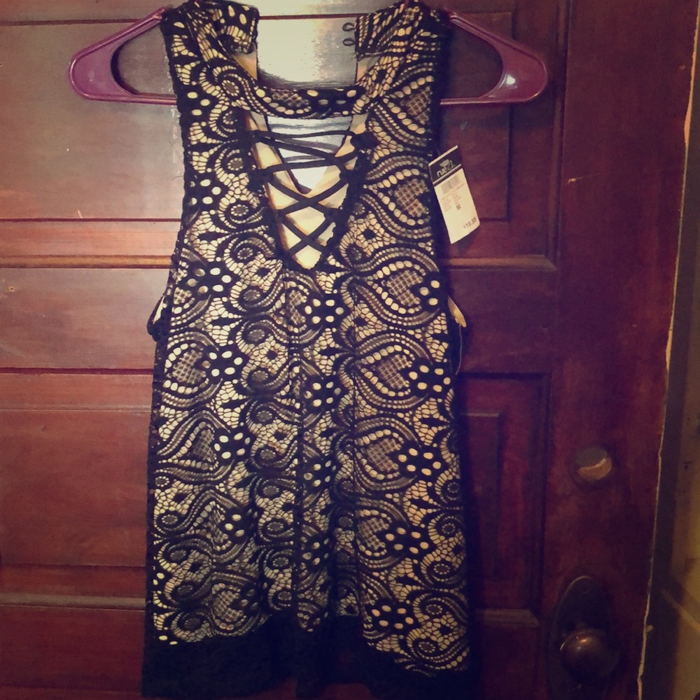 NWT Rue21 lace high neck tank